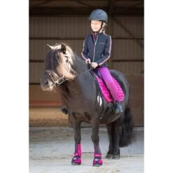 Beenbeschermers Harry's Horse Diva Fuchsia Donkerroze -Weath Paard Winkel beenbeschermers harry s horse diva fuchsia donkerroze 1500x1500 181669
