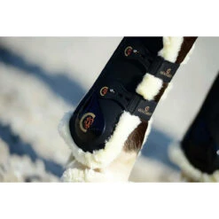 Peesbeschermers Kentucky Elastic Sheepskin Zwart -Weath Paard Winkel peesbeschermers kentucky elastic sheepskin zwart 1500x1500 137917