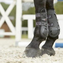 Peesbeschermers LeMieux Impact Zwart -Weath Paard Winkel peesbeschermers lemieux impact zwart 1500x1500 116660